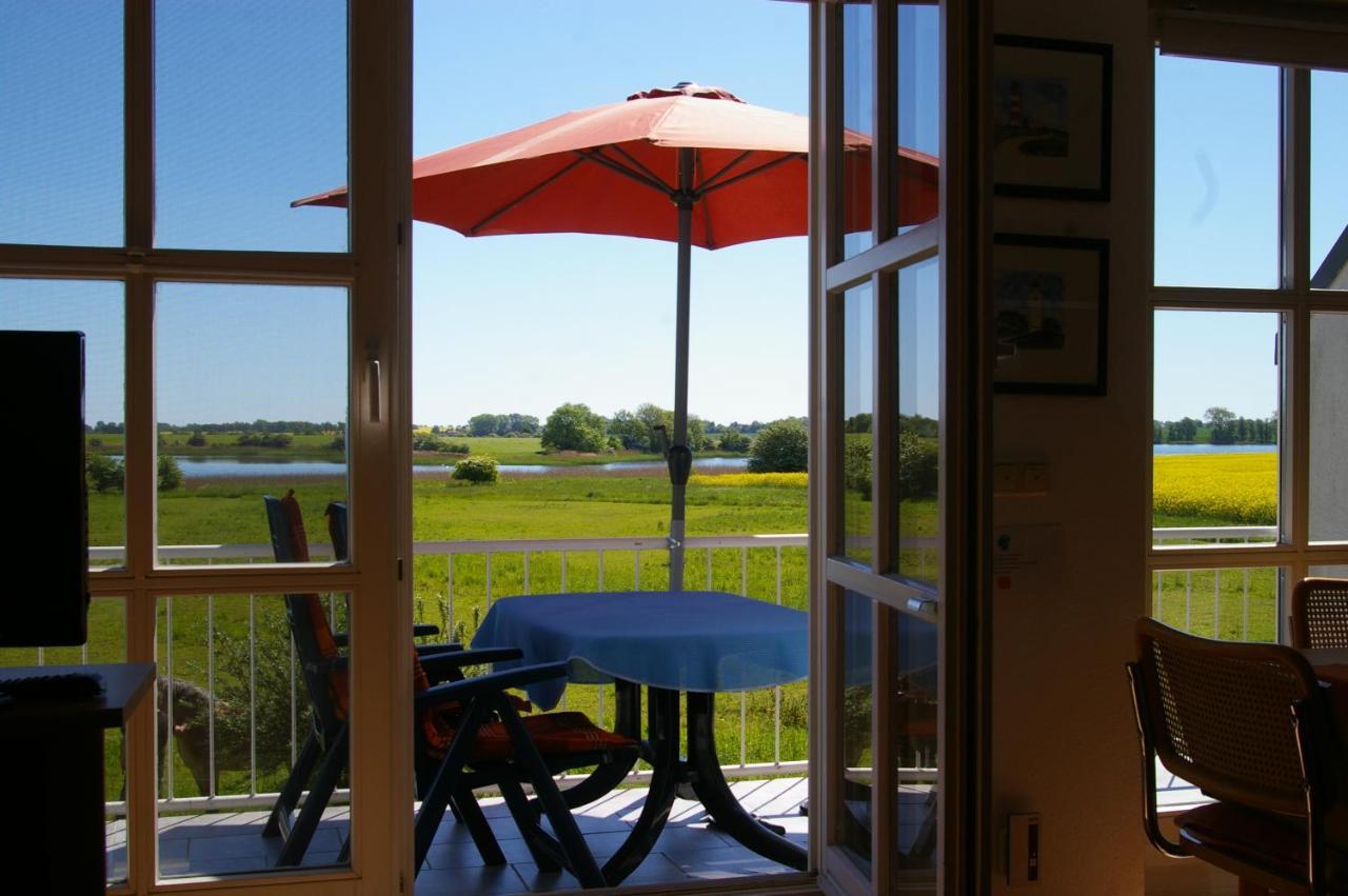 Ferienwohnung Boddenblick Zudar Екстер'єр фото